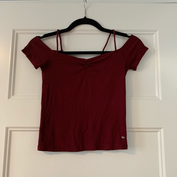 American Eagle Outfitters Tops - American Eagle Burgundy Cropped Top
